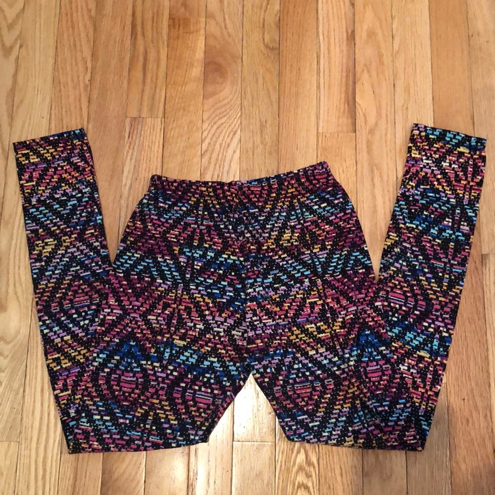 Multicolor patterned leggings